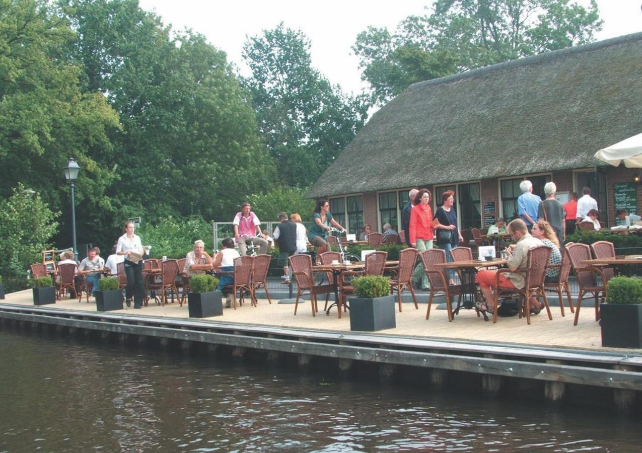 Hotel Bed-On-A-Boat Giethoorn Esterno foto