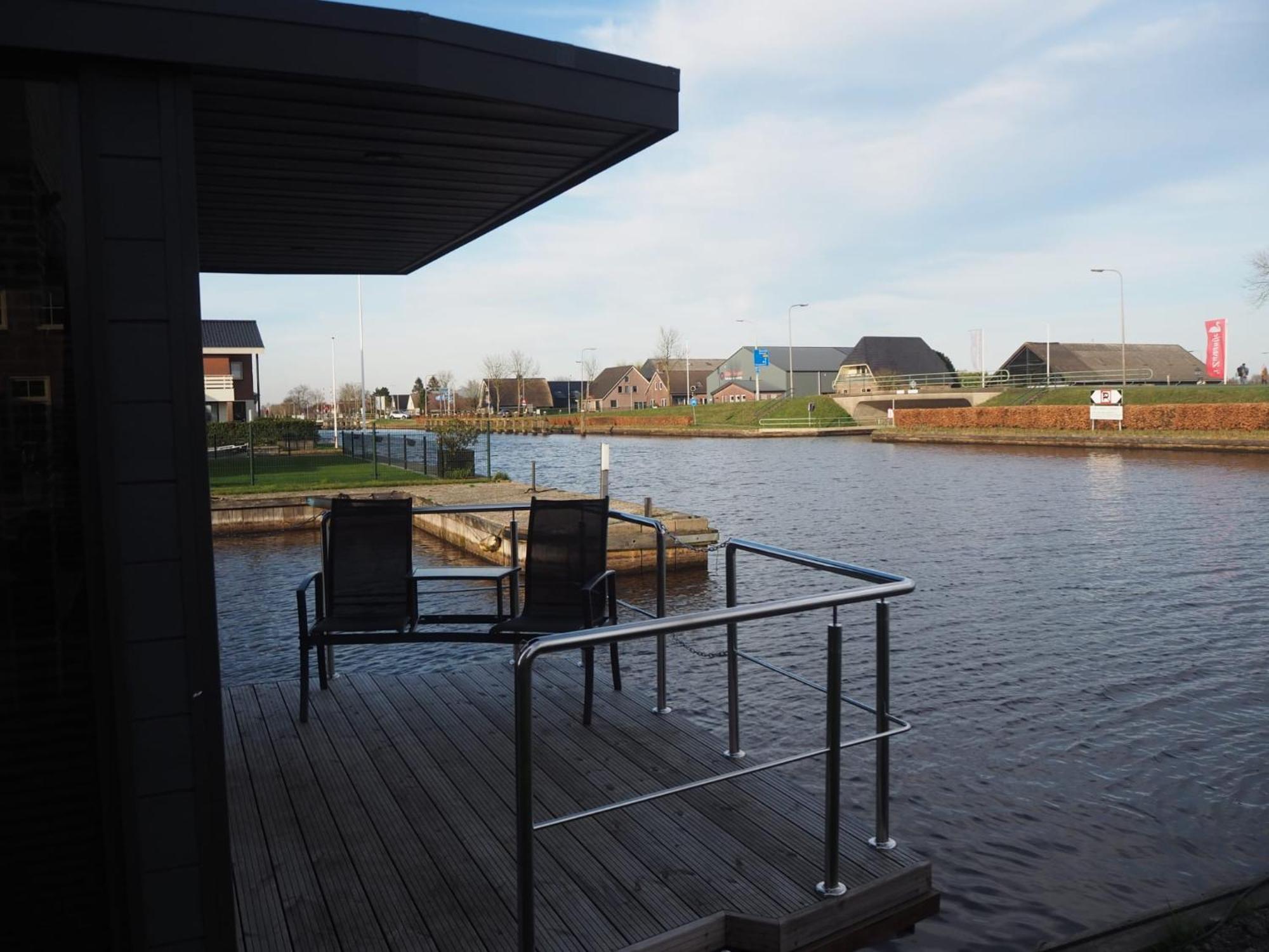 Hotel Bed-On-A-Boat Giethoorn Esterno foto